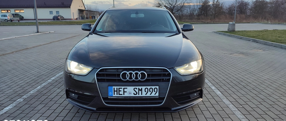 Audi A4 cena 38900 przebieg: 239000, rok produkcji 2012 z Piotrków Kujawski małe 277